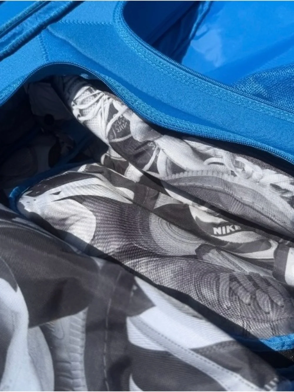 Nike fiftyone49 large